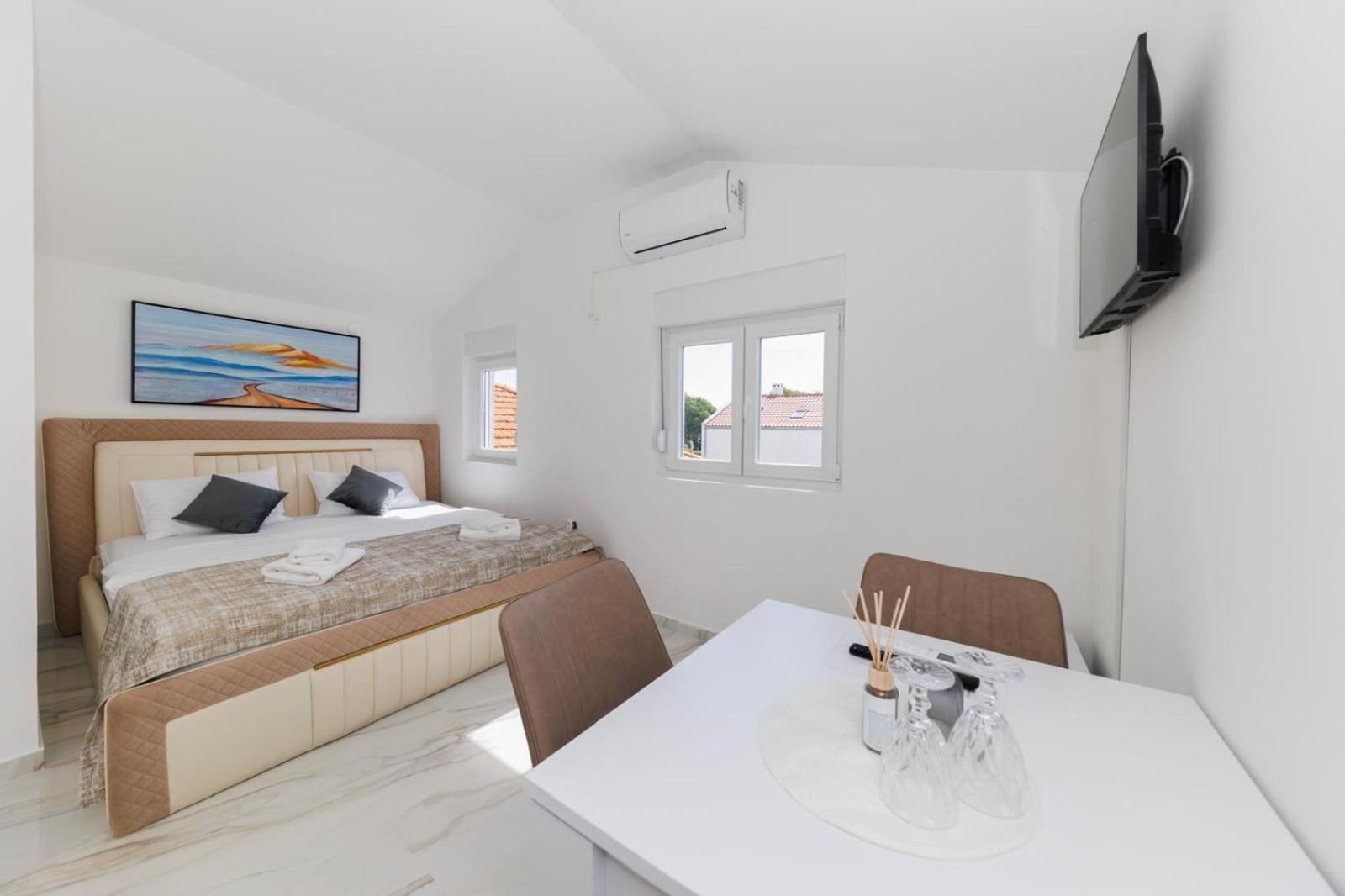 Premium Rooms Prince Zadar Buitenkant foto